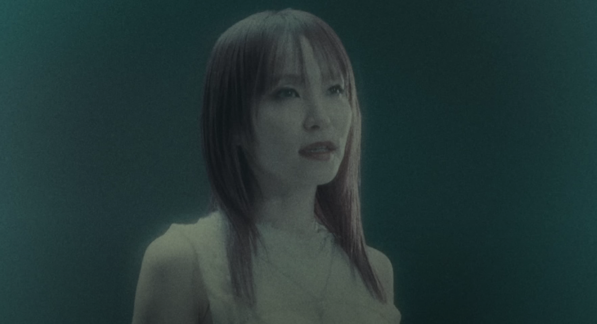 리사(LISA) 残酷な夜に輝け(잔혹한 밤에 빛나라)