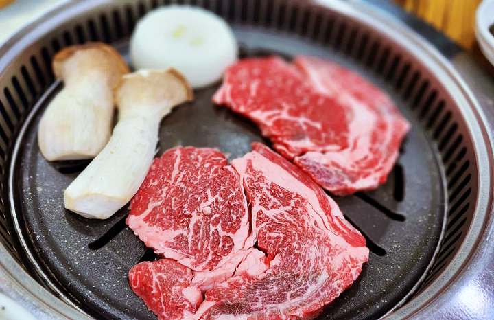 토요일은 밥이좋아 토밥 예산 예당호 출렁다리 맛집 추천 토밥좋아 위치