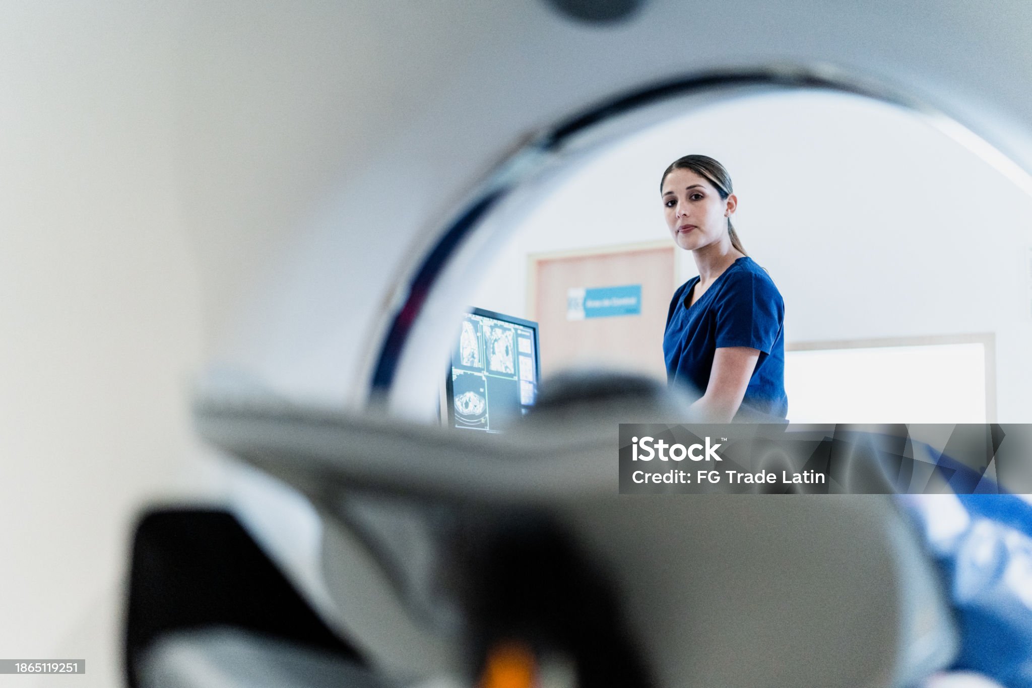 PET-CT와 PET-MRI의 차이와 임상적 활용