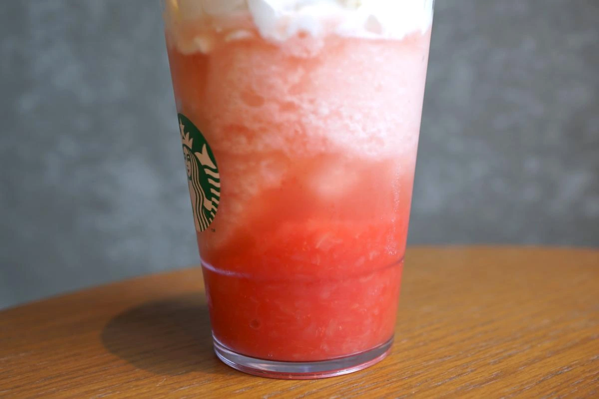 '러브 & 피치 프라페치노®'는 어떤 맛일까