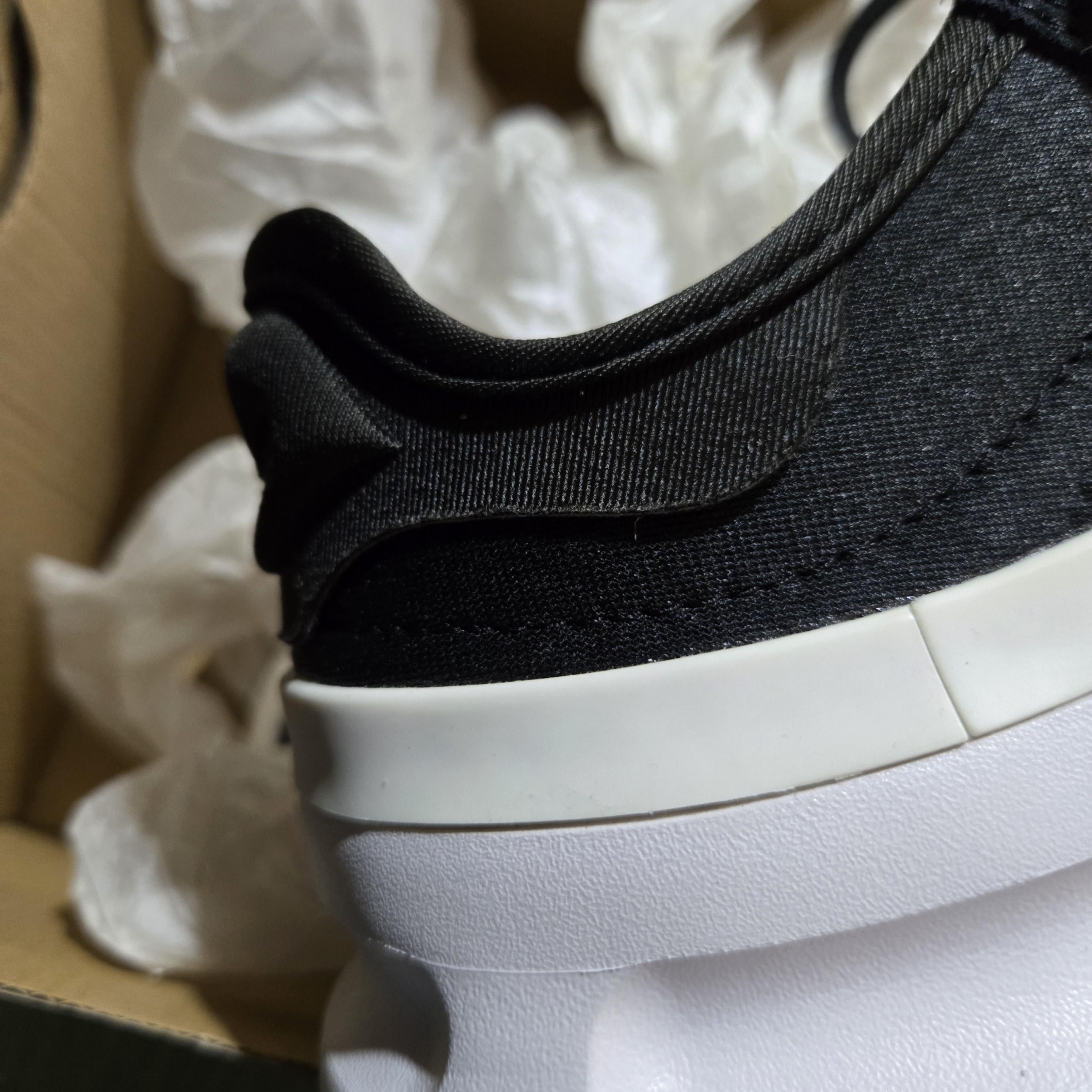 아디다스 오리지널스 아디폼 TRXN 코어 랙 뒷면 사진