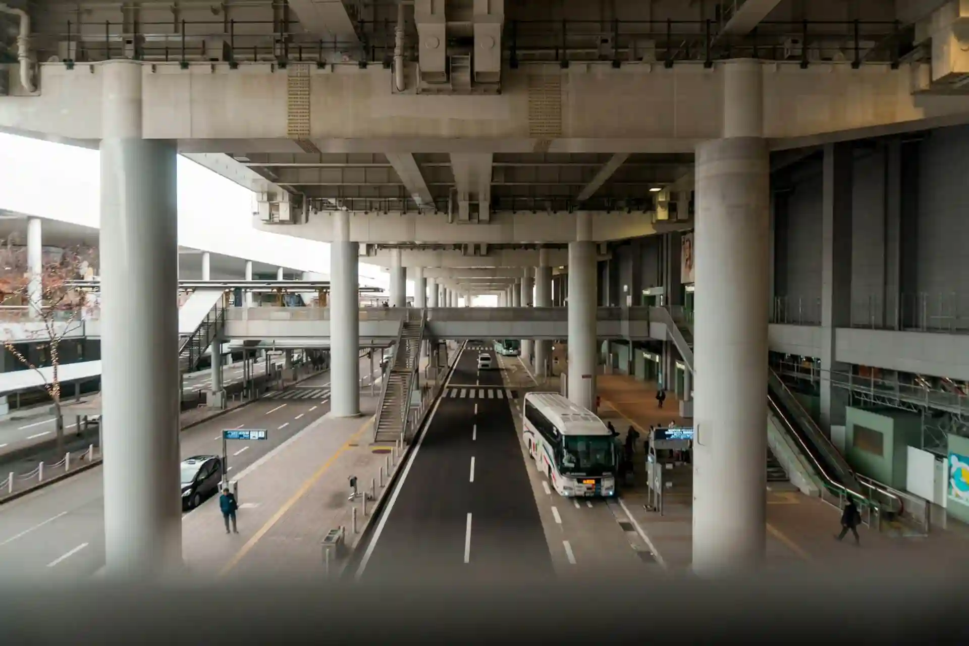 간사이 공항에서 오사카 역까지 리무진 버스로 이동!