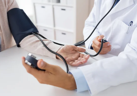 고혈압 자가관리법 올바른 혈압 측정법 가정혈압 자가측정 혈압계 혈압기록 혈압관리방법 건강관리 심혈관건강