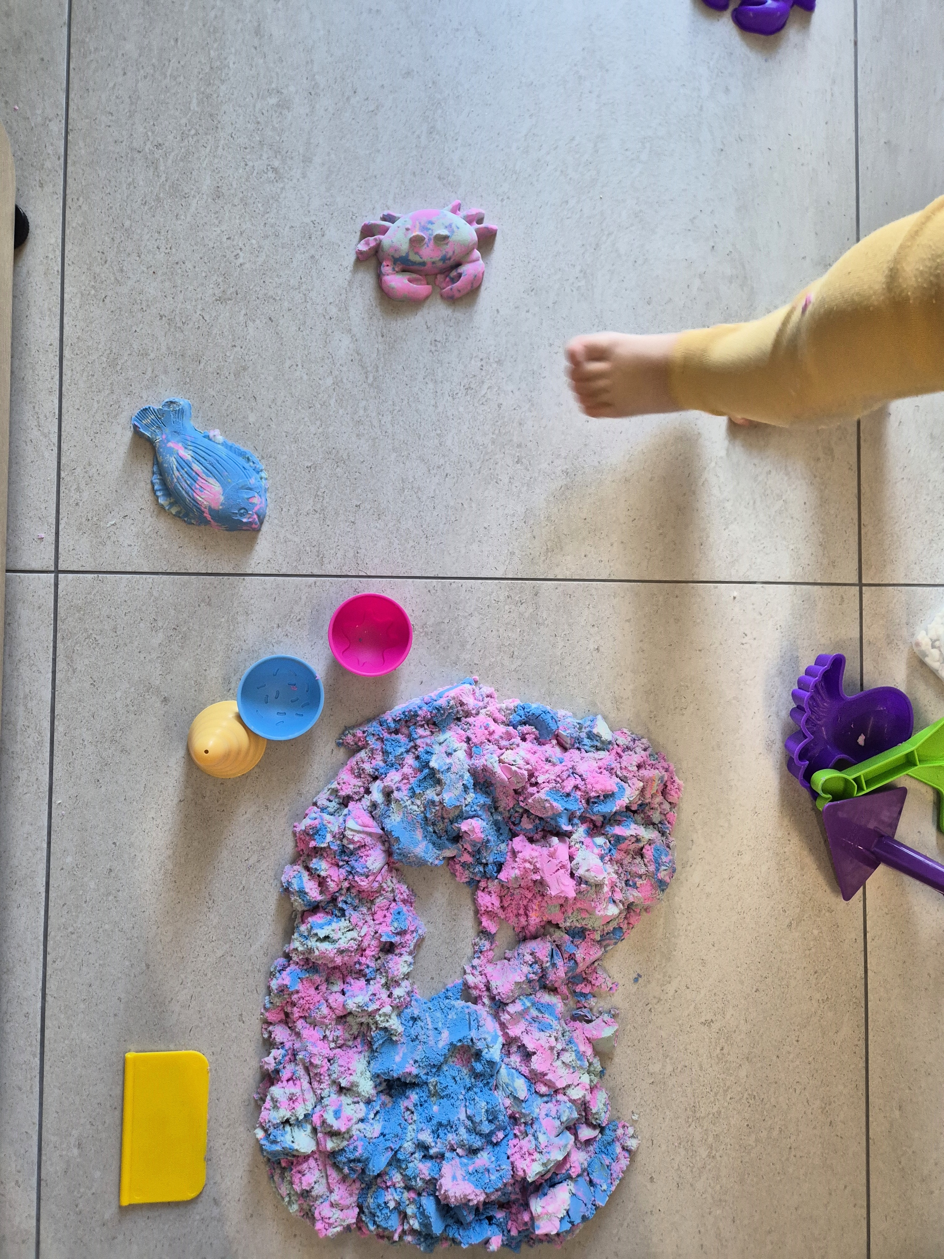 감정 표현하는 아이