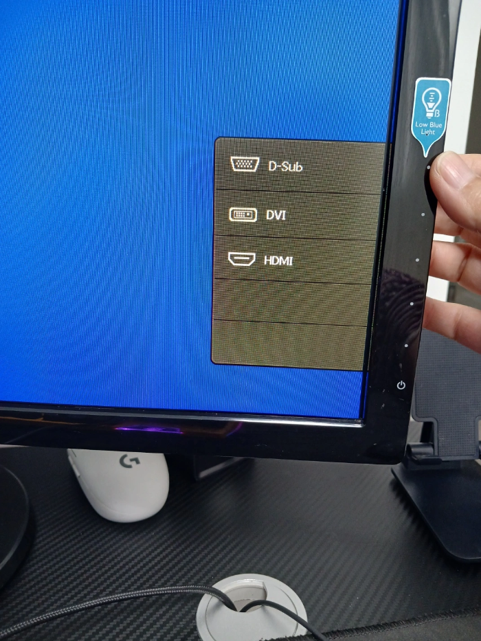 모니터 불량 자가 수리 방법
