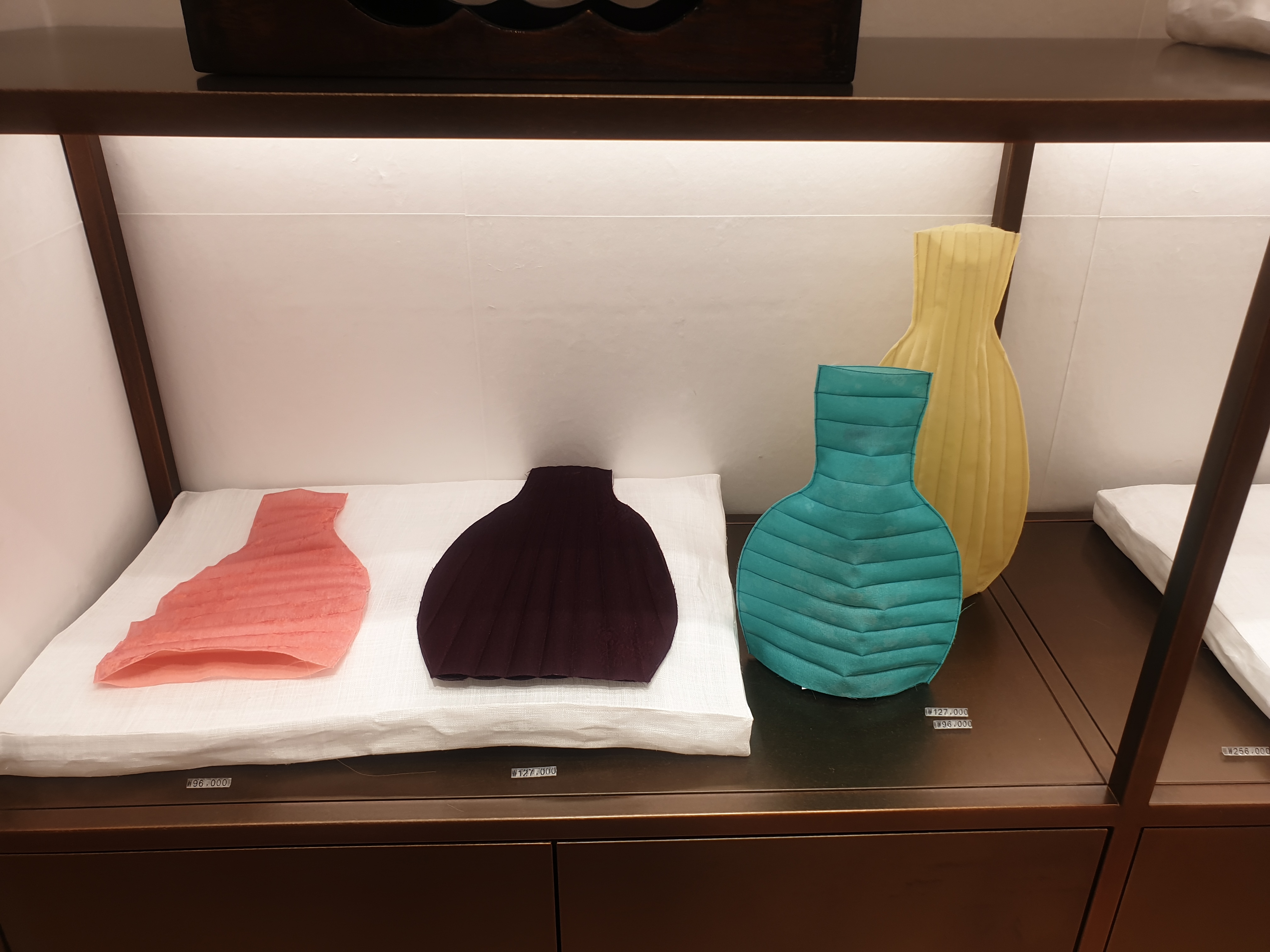 헤리티지 지하1층 선물코너