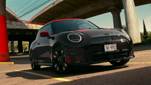 2025 미니 JCW 해치백, 사기 전에 꼭 알아야 할 10가지 핵심 정보