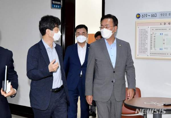 윤건영 국회의원 정치 입문