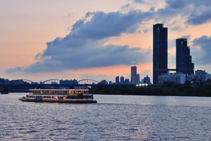 반려견과 함께 떠나는 서울 가을산책 단풍명소 추천 : 북서울꿈의숲·서울숲·반포한강공원