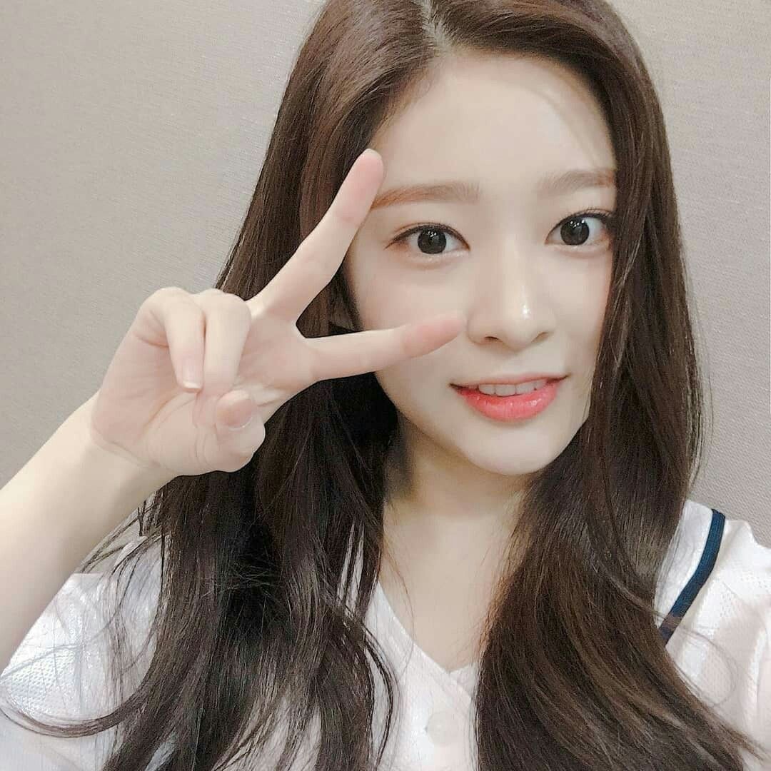 아이즈원 김민주 최애사진