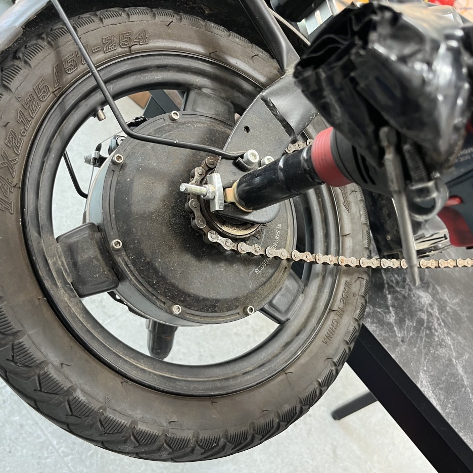 전기자전거 수리 수원: 타이탄300-타이어 펑크 교체&#44; 에코드라이브&#44; ECODRIVE TITAN 300 AS&#44; 화성 동탄 오산 광교 용인 안양 안산 군포 분당