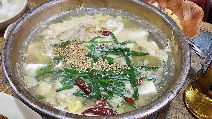 가로수길 떡볶이 호프 '한추'