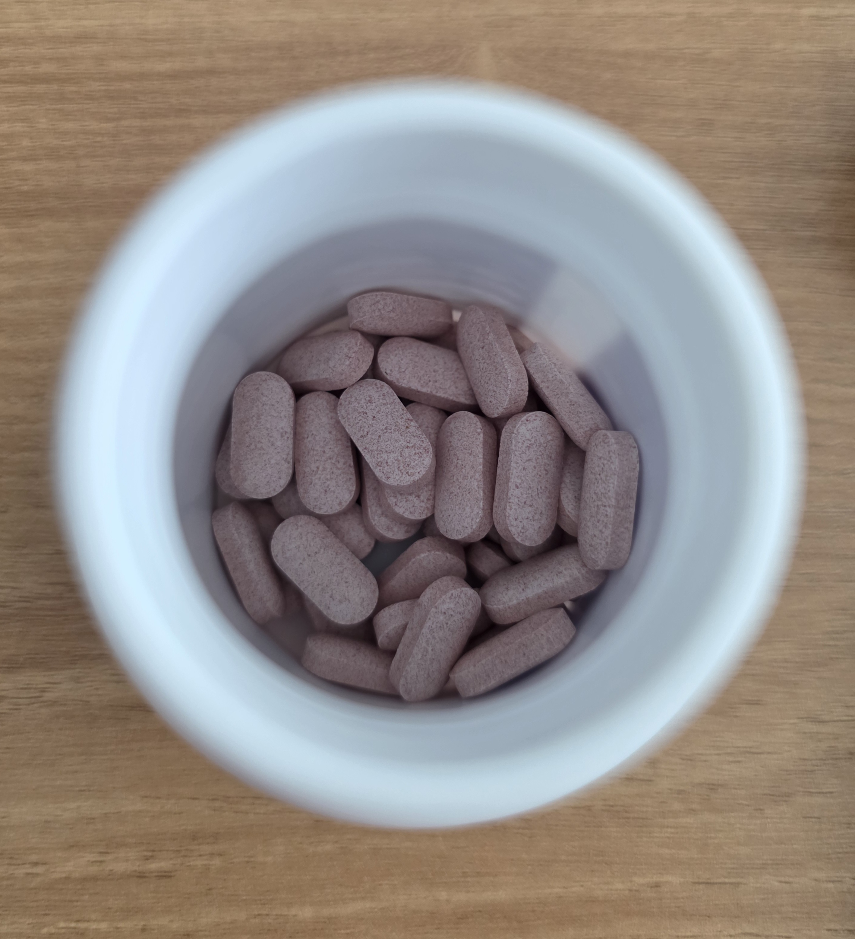 수면에-도움되는-멜라토닌도-먹어요.