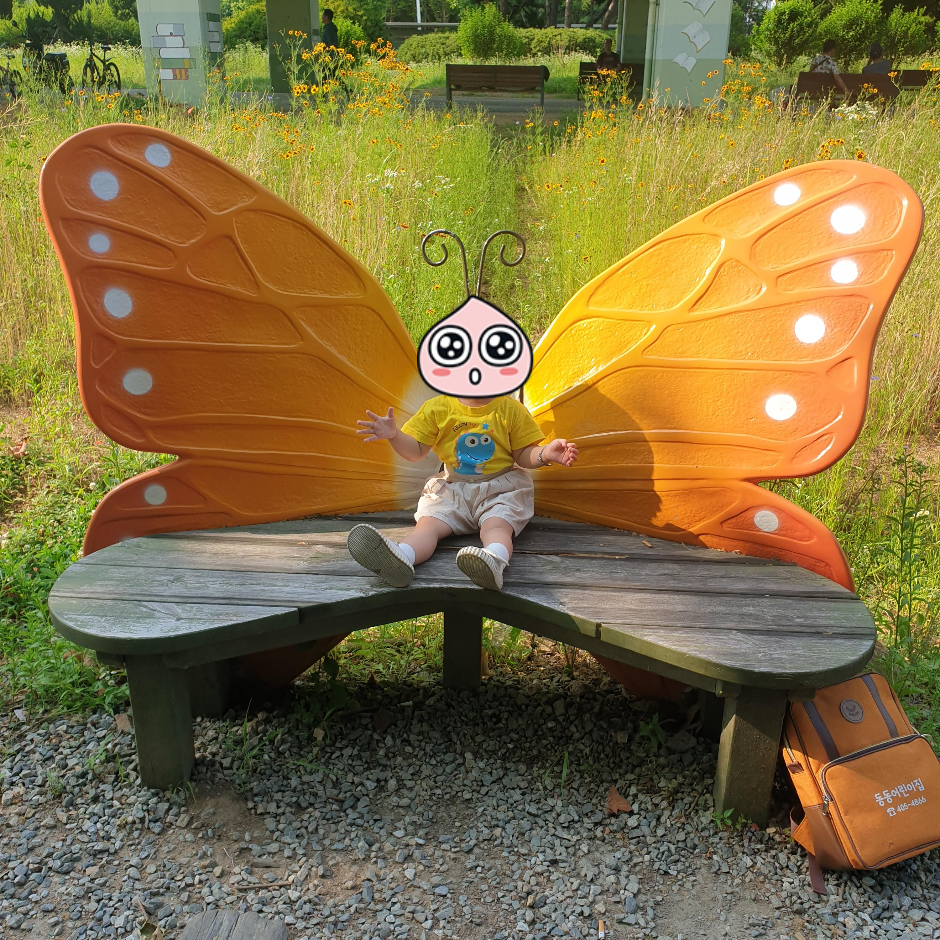 기찻길 옆 귀여운 포토존