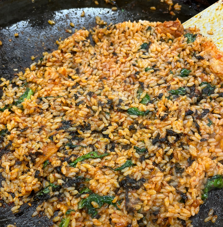 보람동 5.5닭갈비 윤기가 흐르는 볶음밥