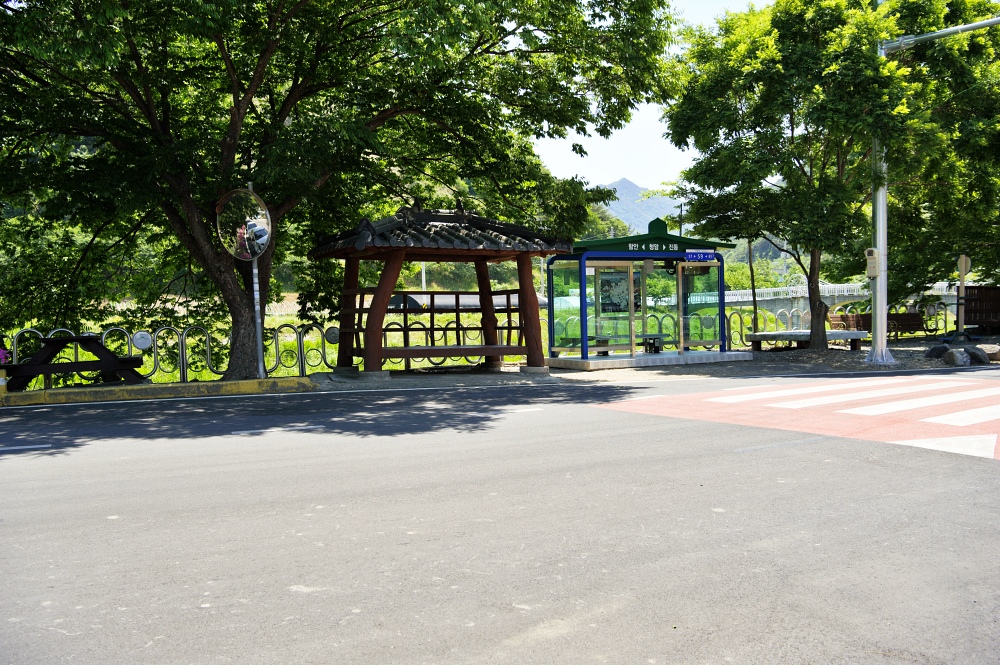 여항면 외암리 버스정류소