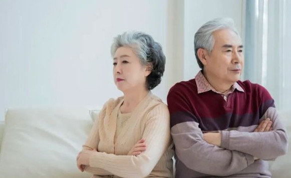 가족과 싸우는 꿈