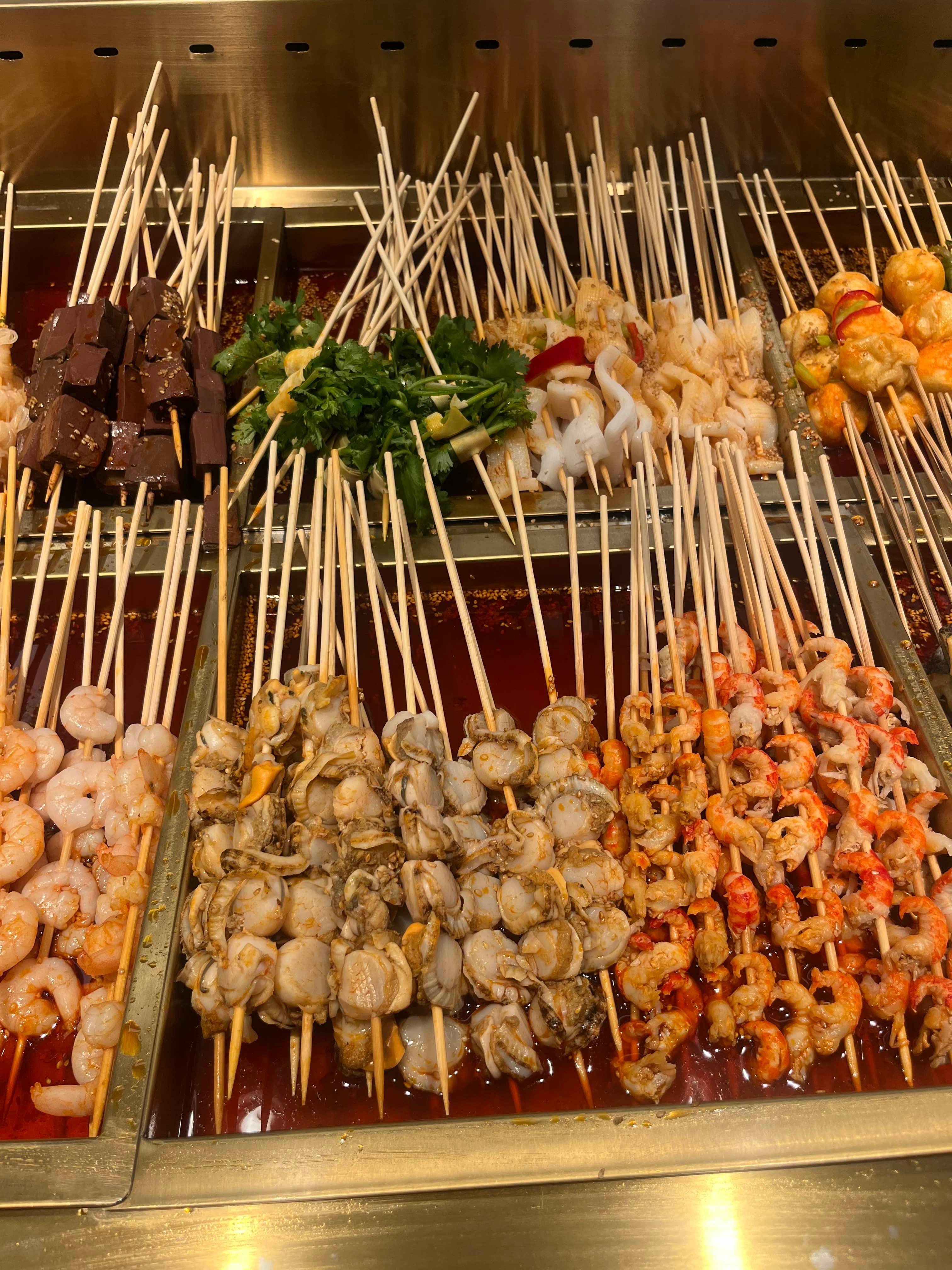 대련 야시장 탐방기 – 서안로야시장 보보지, 냉면구이, 양꼬치까지!