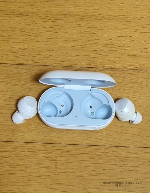 잘못된-이어버드-배치