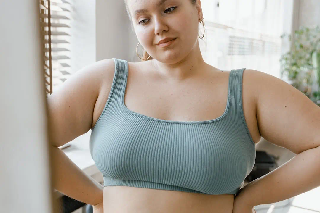 비만이 있는 여성의 모습