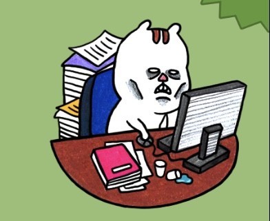 직장인 짤 중 하나로&#44; 캐릭터가 컴퓨터 앞에 앉아 수척한 모습으로 많은 업무를 처리하는 모습이다.