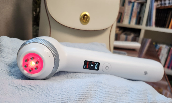 메디큐브 울트라튠 가정용 고주파 기기 사용법