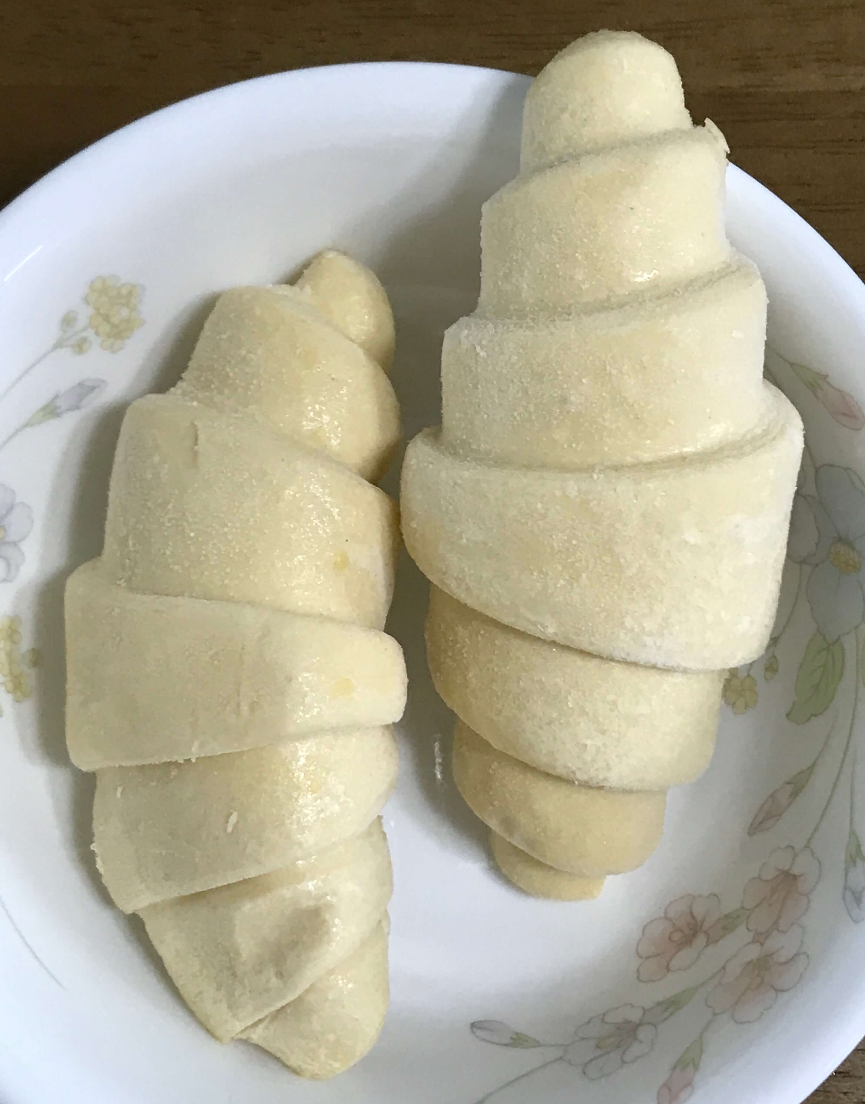 크루아상 생지 굽기 전