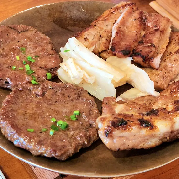 여름철 건강 식재료 연잎으로 만든 한우떡갈비, 갈비, 연잎 밥상 부산 기장 맛집