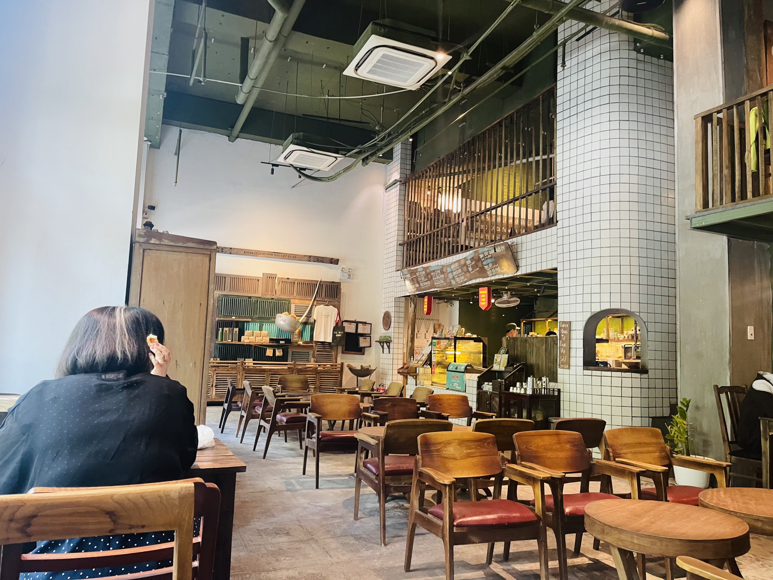 하노이 미딩 콩카페 커피 내부