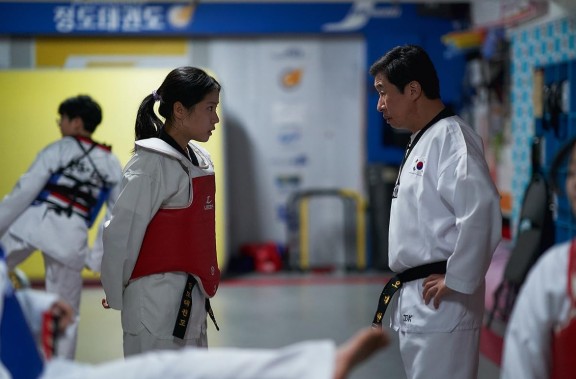 [영화 세계의 주인 후기/리뷰] OTT 다시보기 보는곳 - 줄거리, 결말, 재밌나요? 재미 있다 vs 재미 없다