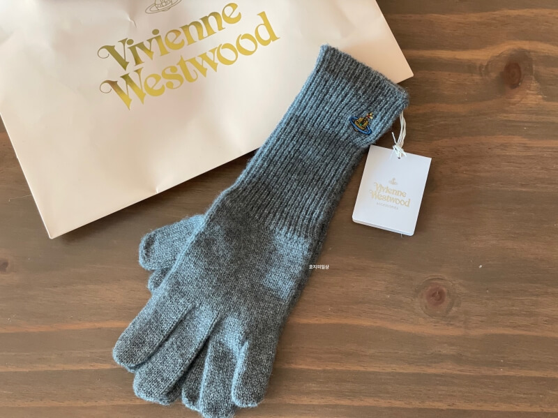 비비안웨스트우드 22FW 롱 리브 캐시미어 여성용 장갑