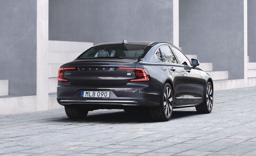 2024 볼보 S90
