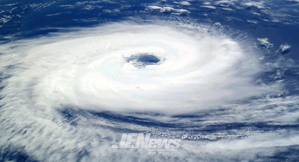 태풍 카눈 경로