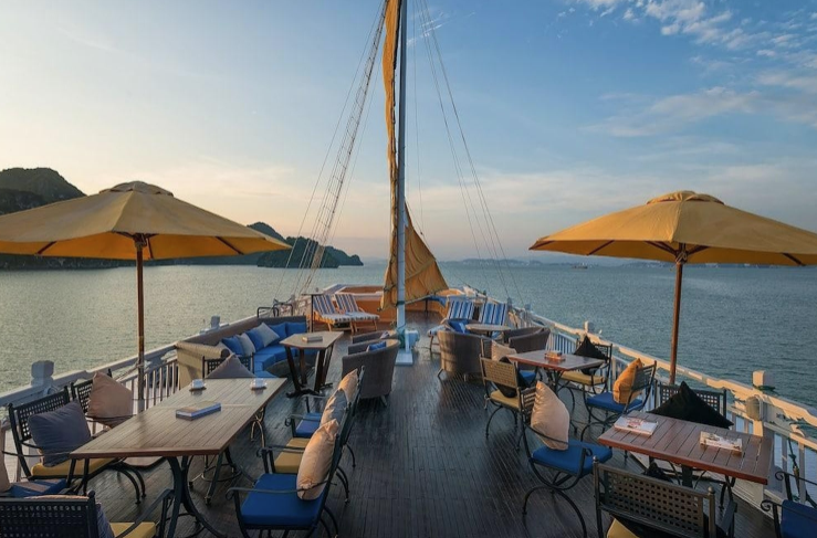 파라다이스 럭셔리 크루즈