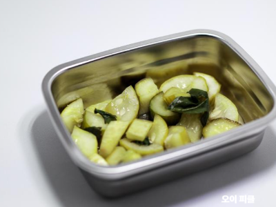 오이 피클 사진