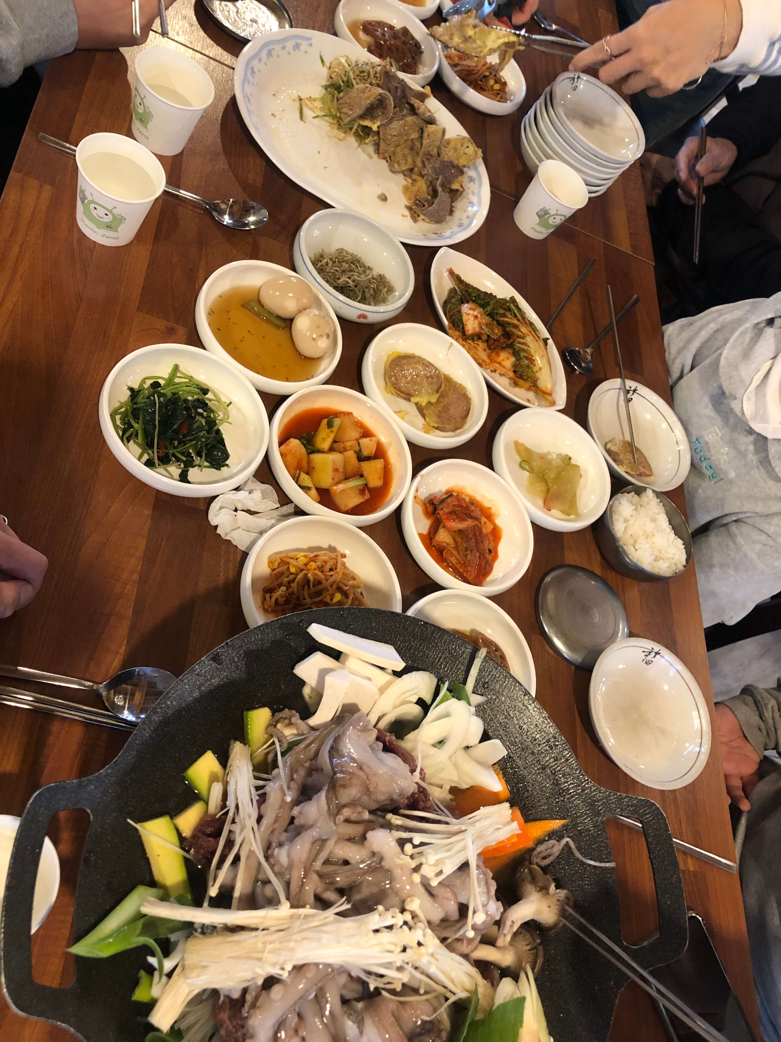 민수랜드-전주만월 전체상차림
