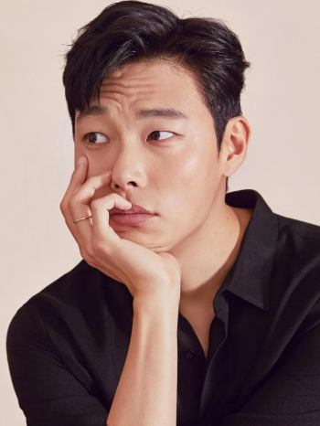 류준열 (더 에이트 쇼 출연진 : 진수 역)