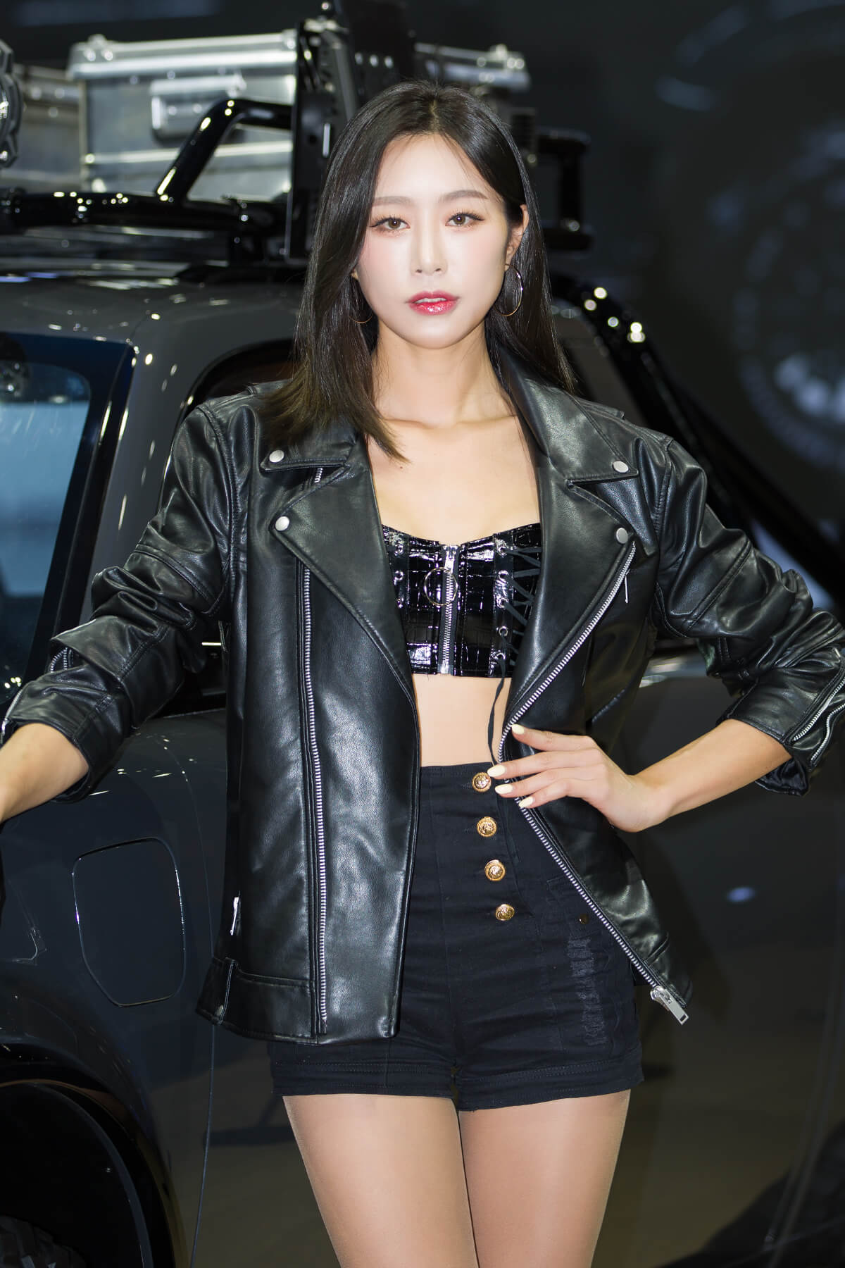 모델 이나리