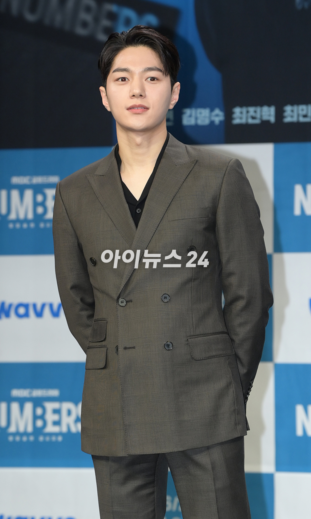 배우 김명수(인피니트 엘)가 23일 오전 서울 마포구 상암동 MBC 골든마우스홀에서 열린 MBC 새 금토드라마 '넘버스 : 빌딩숲의 감시자들' 제작발표회에 참석하고 있다. [사진=정소희 기자]