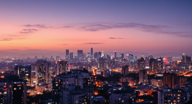 서울 아파트 야경 이미지입니다.