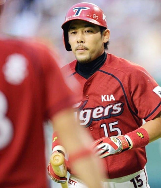 키움 이용규 음주운전 순찰차 추돌 사고 전말 면허 취소 불명예 은퇴 KBO 징계 수위 분석