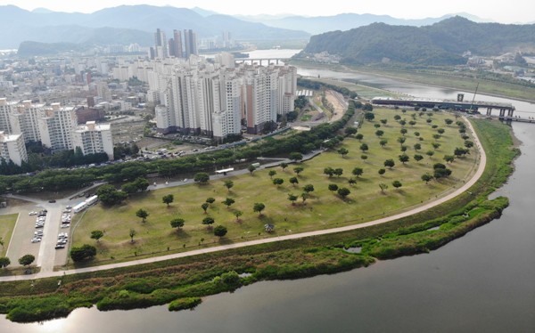 밀양시 밀양파크골프장 (45홀)