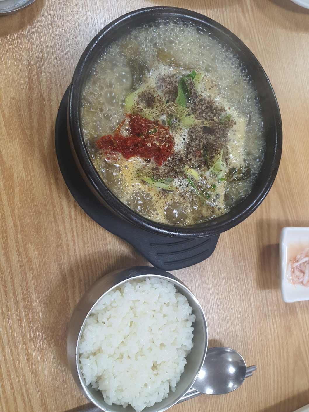 복돼지시레기순대국