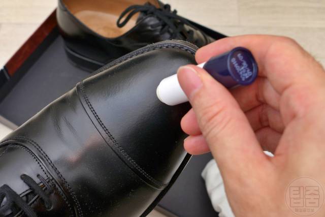 알아두면 좋은 생활 지혜,립밤 활용법 구두약