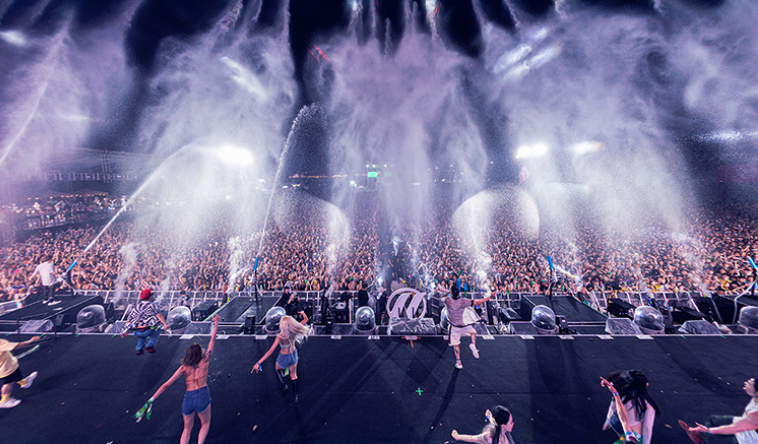 워터밤 포스터 사진