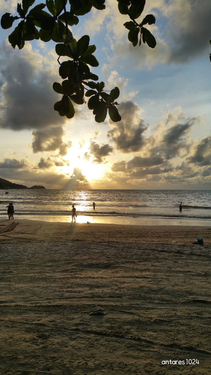 빠통-비치의-석양