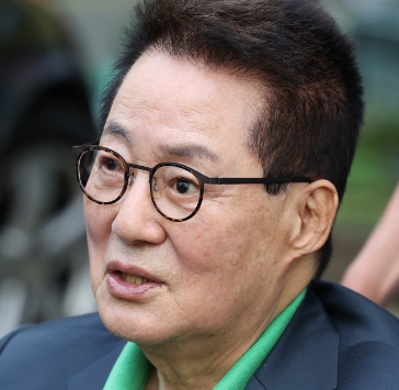 박지원 프로필 나이 고향 재산 조국 명예당원 논란