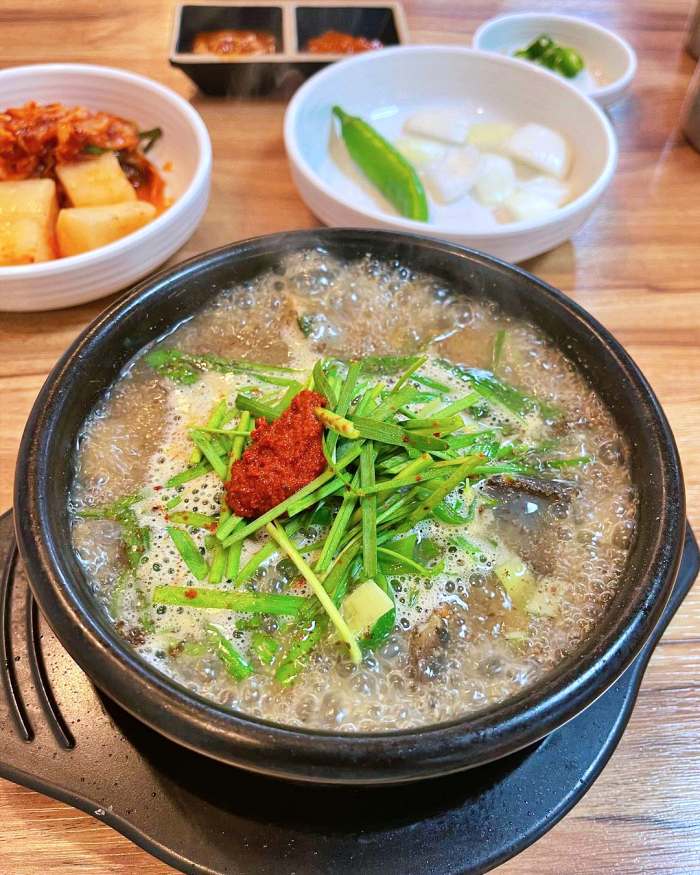 생방송투데이 경기 광주 장지동 고사리 얼큰 순대국 눈꽃 차돌 곱창 순대전골 맛집