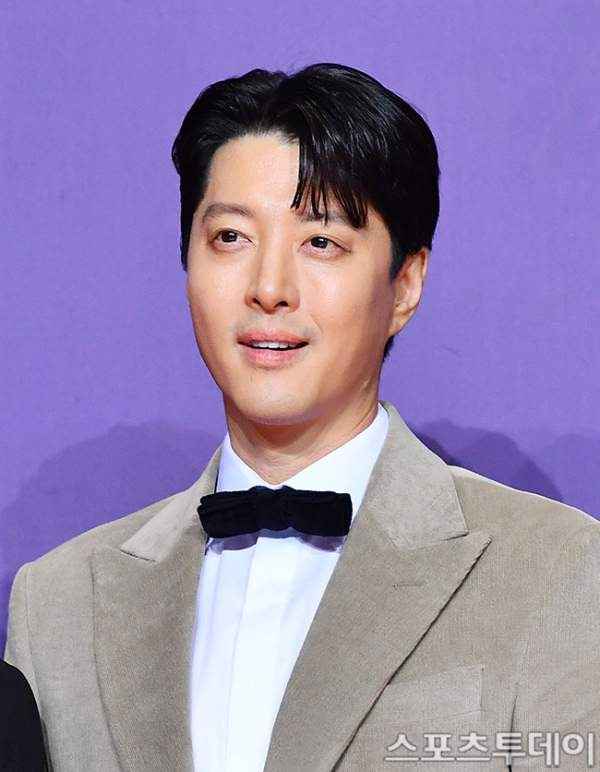 이동건 이숙캠 합류 ❘ 진태현 후임 매니저 통해 하차 통보