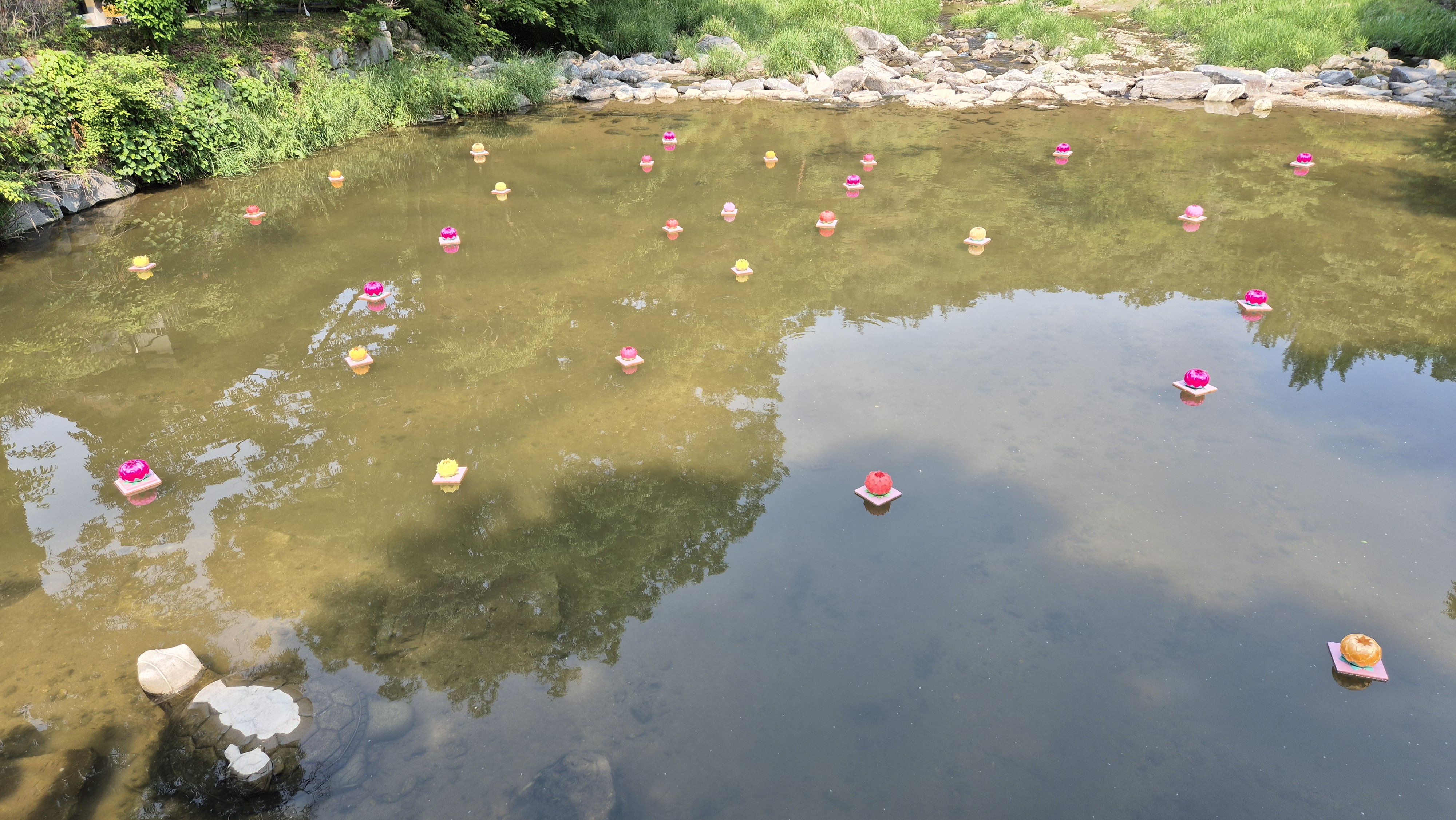 마곡사입구계곡사진